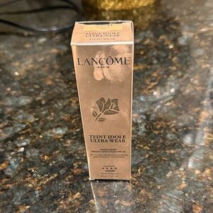 Lancome Teint Idole Ultra Wear Sunscreen - 235N